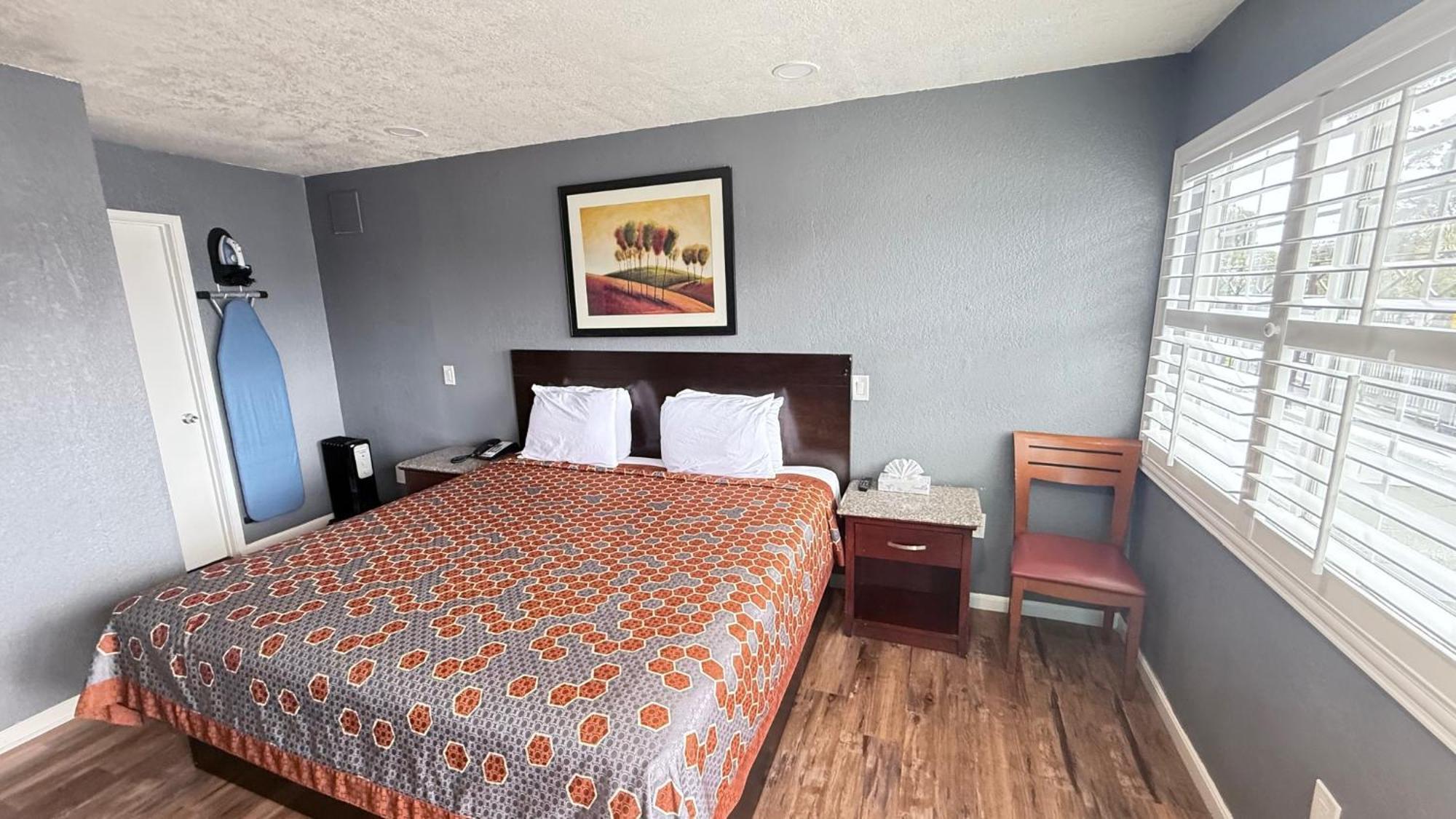 Fireside Inn By The Beach Boardwalk & Bowling ซานตาครูซ ภายนอก รูปภาพ